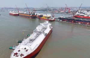 China’s first: 180,000-cubic-meter domestically built LNG carrier delivered