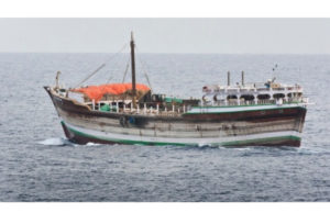 Somali pirates resume attacks