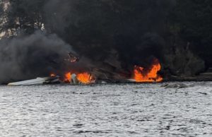 Seaplane crashes