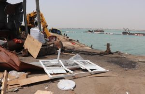 Large-scale attack on Al-Mokha port