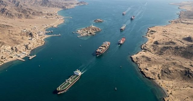 strait-of-Hormuz-13
